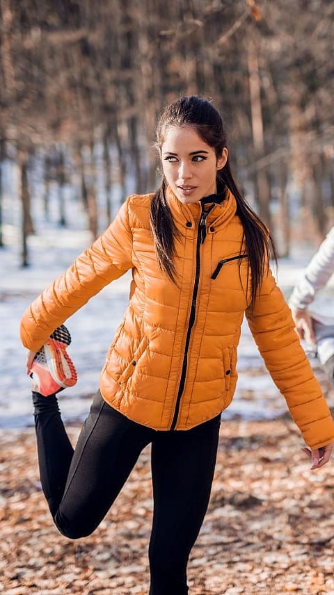 žena jak se protahuje